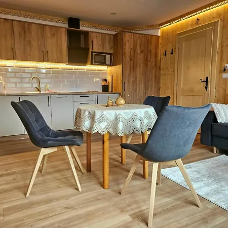 Zych - Homestay *